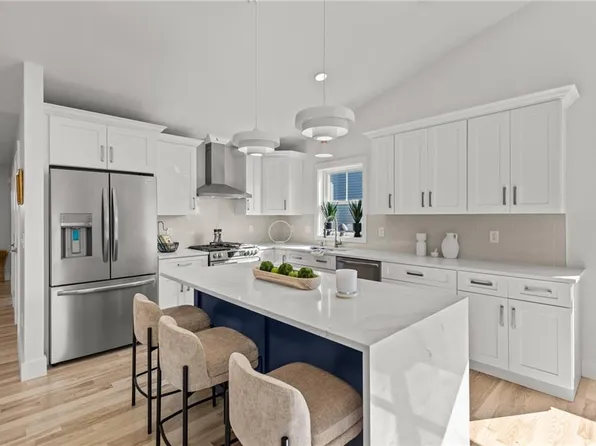 700 Sandy Ln #20, Warwick, RI 02889