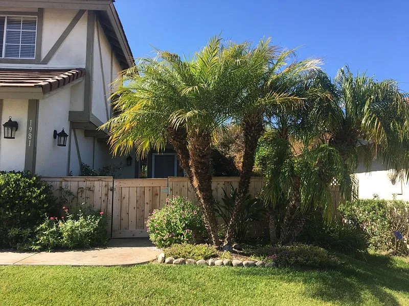 3 bed, 2.5 bath, 1650 sqft, $4,400 — Photo 4