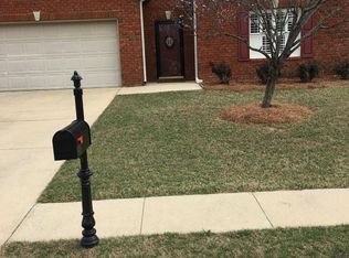 905 McAllister Dr, Calera, AL 35040