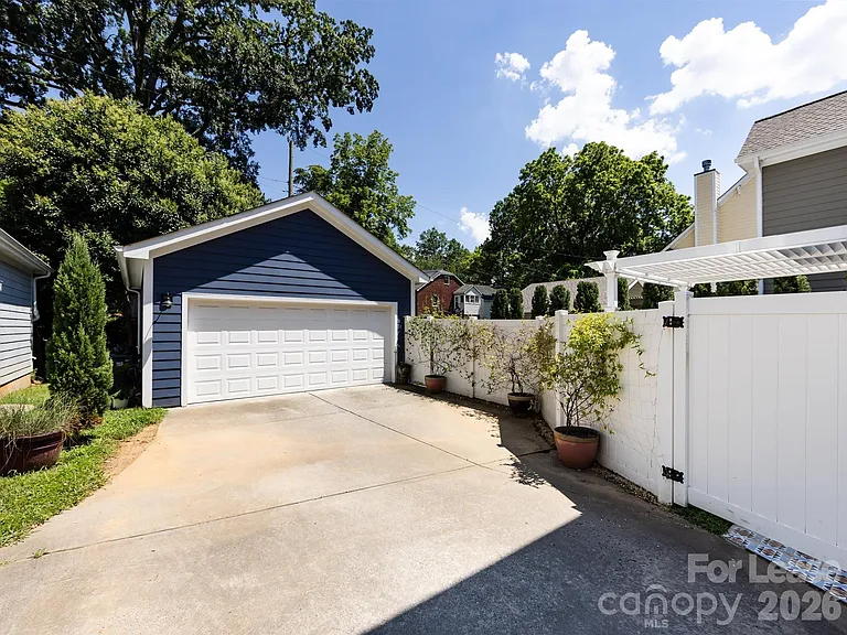 1937 Lela Ave — Photo 40