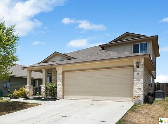 3rd image of 769 Great Oaks Dr