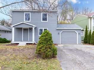 1222 Bangor Rd, Waterford, MI 48328