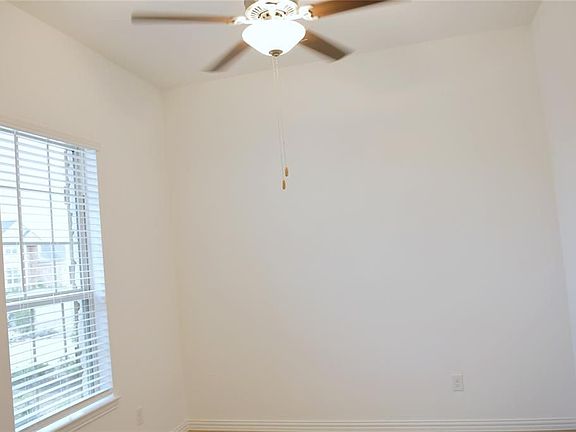 5th image of 31506 Vineyard Creek Dr