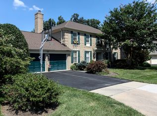 8817 Sleepy Hollow Ln, Rockville, MD 20854