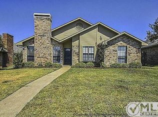 1509 Shonka Dr, Carrollton, TX 75007