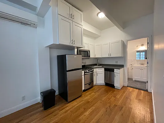 Rented by CCM Property Management LLC | media 24