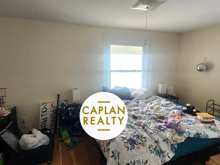 92 Townsend Ave #2F — Photo 6