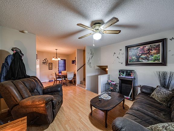 2nd image of 337 Oak Hill Dr