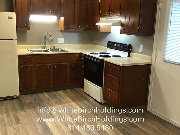 2nd image of 2907 Pine Ave