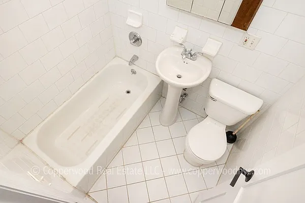 Rented by Copperwood Real Estate | media 18