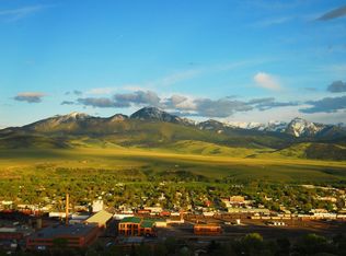 Sweetgrass Ln, Livingston, MT 59047