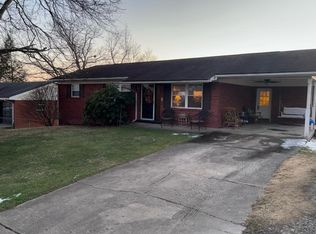 328 Greenhill Rd, Ashland, KY 41102