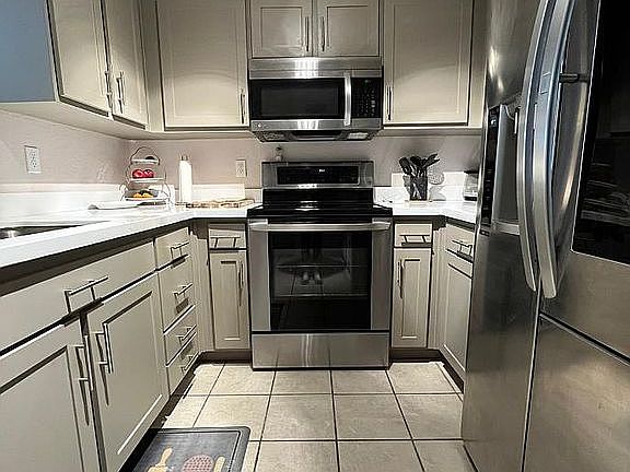 4th image of 8625 E Belleview Pl Unit 1023