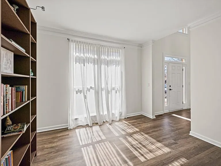 7210 Amberleigh Way — Photo 34