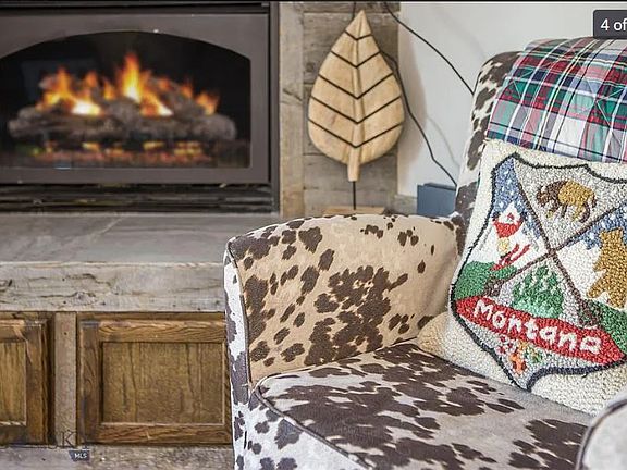 Gas fireplace and extra storage cabinets