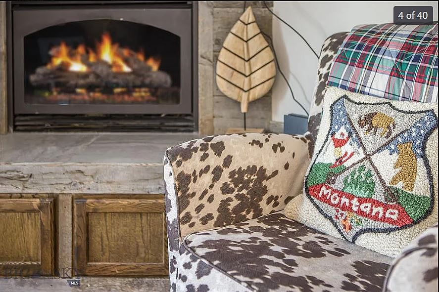 Gas fireplace and extra storage cabinets