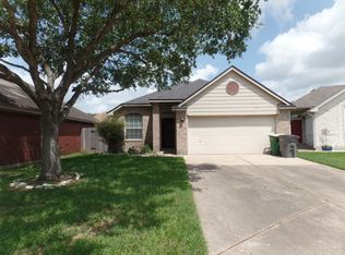 106 Providence Ct, Victoria, TX 77904