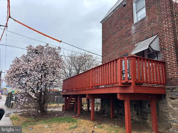 6400 Dorcas St, Philadelphia, PA 19111