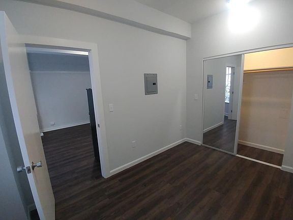 3rd image of 575 Ofarrell St APT 501
