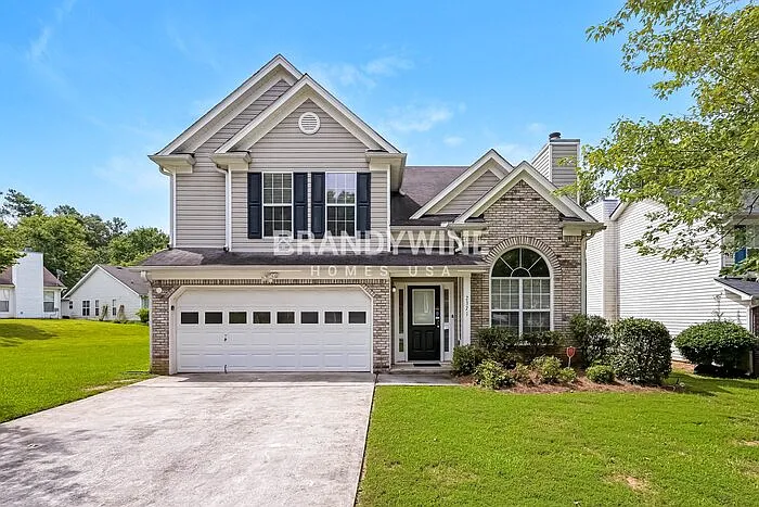 3 bed, 2.0 bath, 1755 sqft, $2,050 — Photo 2