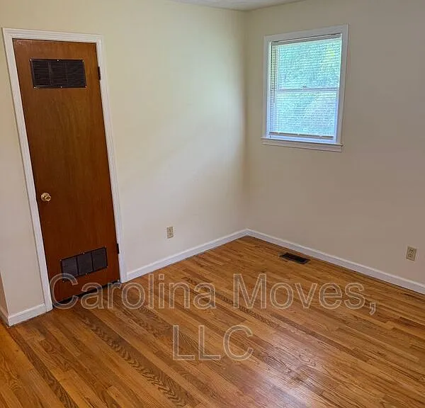107 Bismark Dr — Photo 14