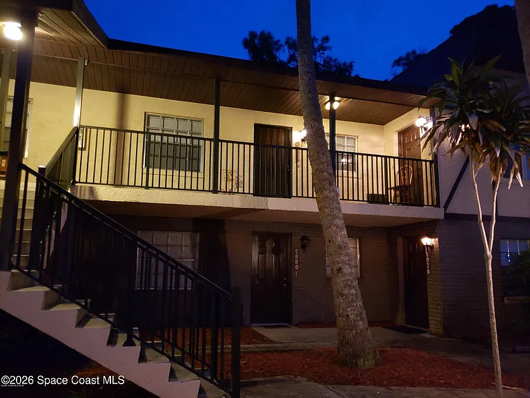 2981 Sir Hamilton Cir #13 — Photo 3