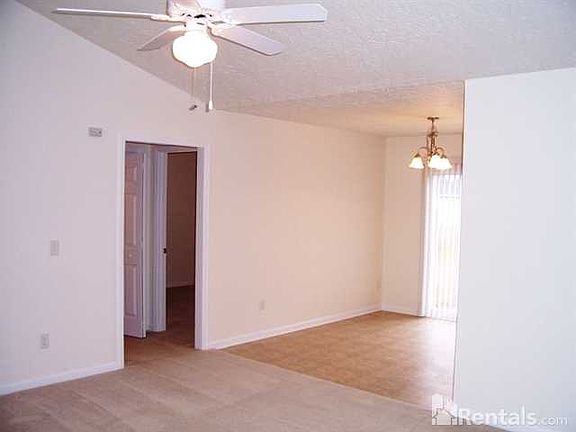 3rd image of 9488 Huckabee Dr NE