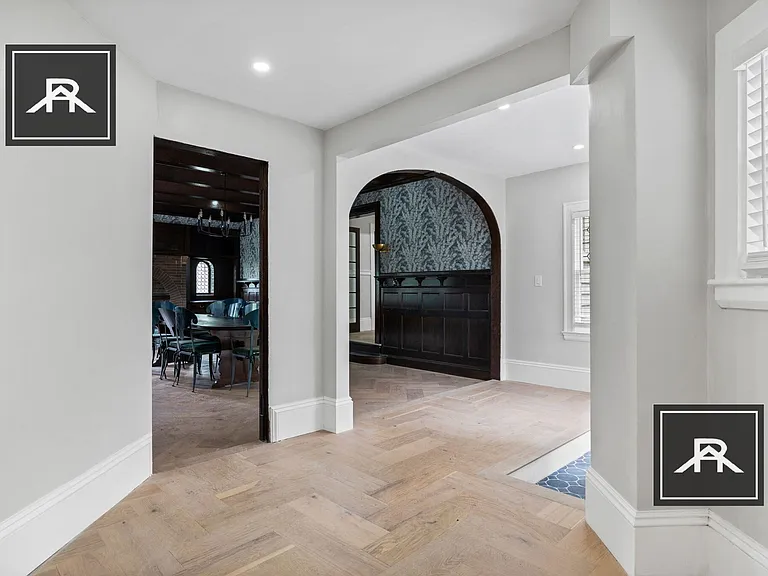 478 Heath St — Photo 12