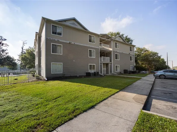 4000 SW 23rd St APT 2-205, Gainesville, FL 32608