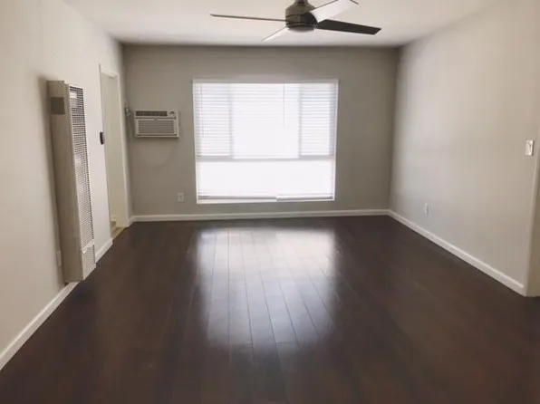 4188 Greenbush Ave #3A, Sherman Oaks, CA 91423