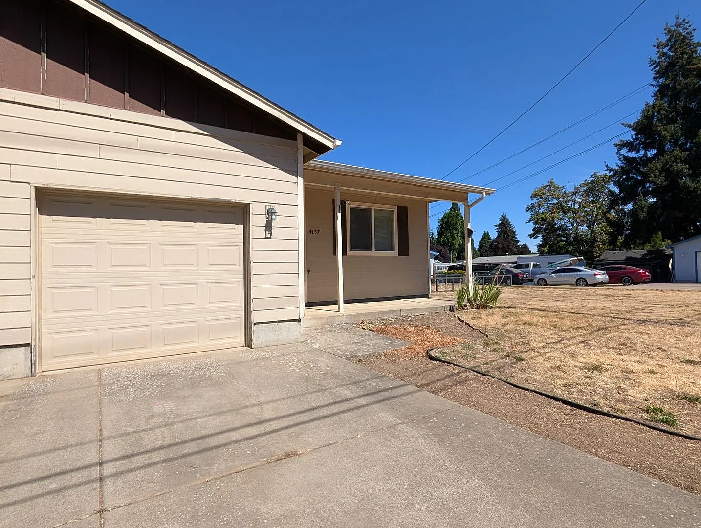 Great 3 bed/1 bath duplex in West Eugene — Photo 2