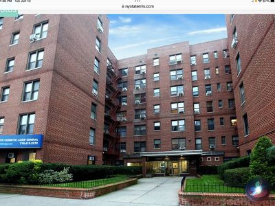 3060 Ocean Ave, Brooklyn, NY, 11235