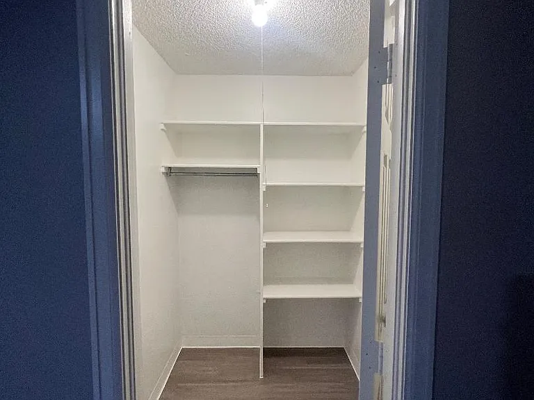 6570 E Mississippi Ave — Photo 17