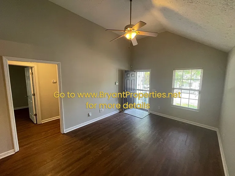 2209 Albion St — Photo 3