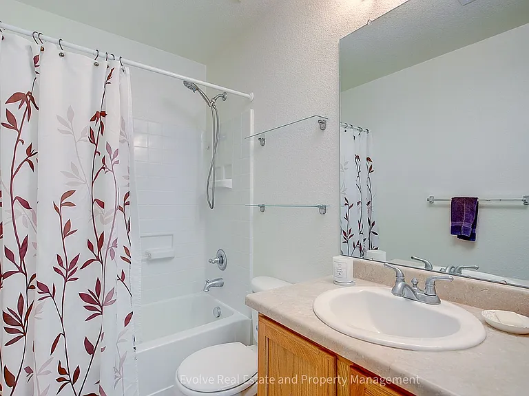 5753 Ceylon St — Photo 22