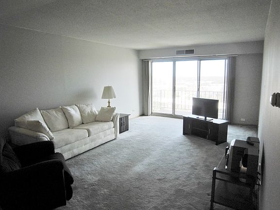 5th image of 5400 Walnut Ave Unit 802