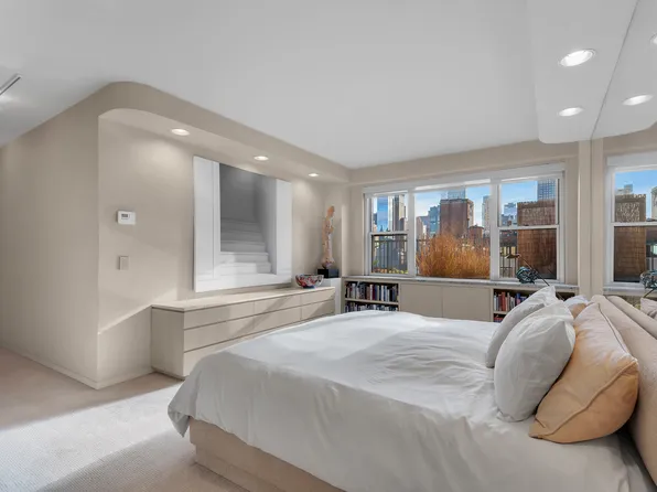 80 Central Park West image 12 of 18