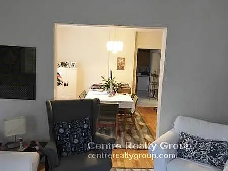 10 Frances St #1 — Photo 3