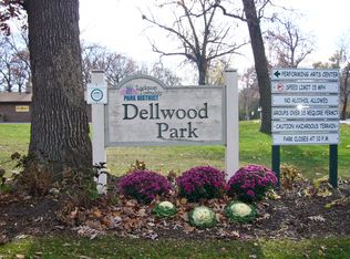 101 Hughes Ave, Lockport, IL 60441