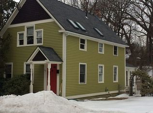 107 Franklin St, Northampton, MA 01060