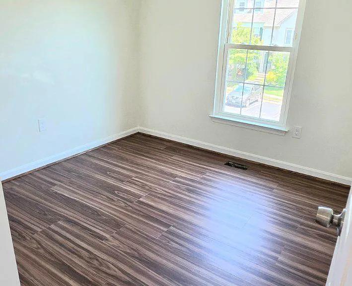 6008 Raina Dr — Photo 21