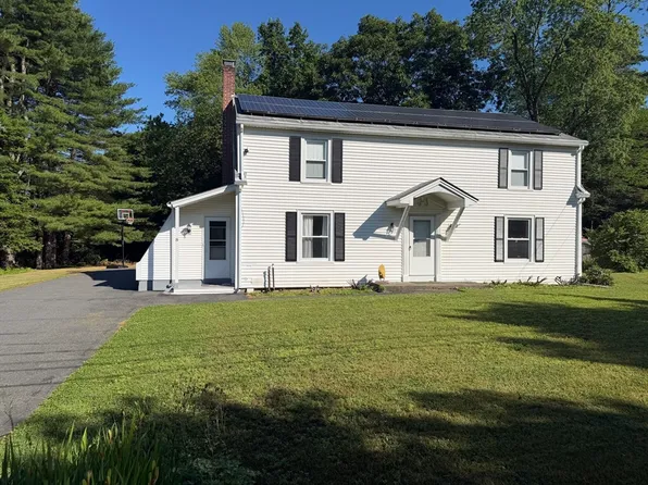 8 Lillian St, Greenfield, MA 01301