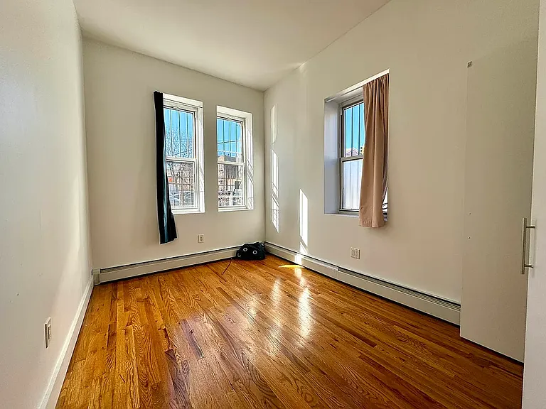 1616 Sterling Pl #1 — Photo 9