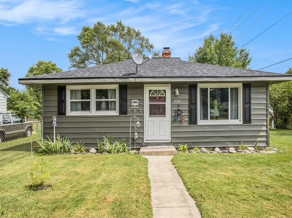 214 Woodlawn Ave N, Battle Creek, MI 49037