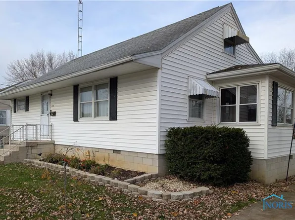 512 W South St, Carey, OH 43316