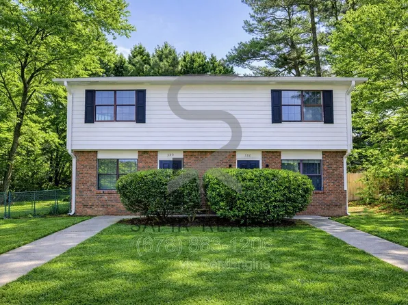 320 Sprucewood Ct, Lawrenceville, GA 30046