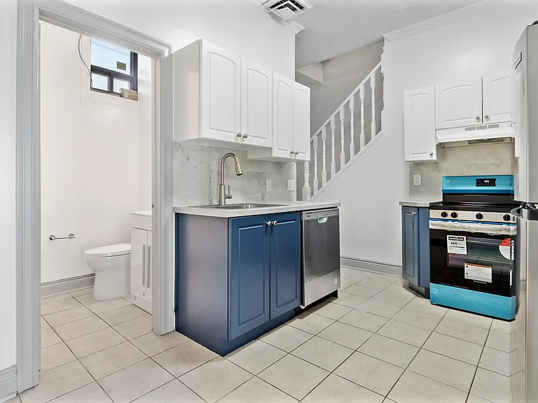 455 Somerset St W #2 — Photo 10