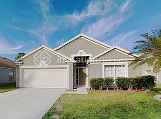 29817 Morningmist Dr, Wesley Chapel, FL 33543