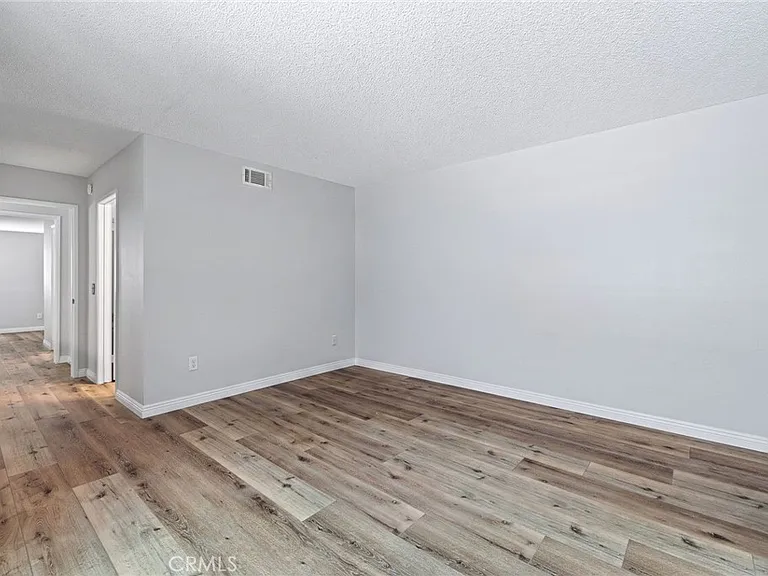 14 Aldergrove #29 — Photo 16