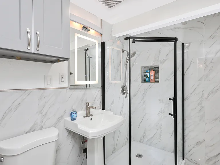 9451 Hyannis Port Dr — Photo 10